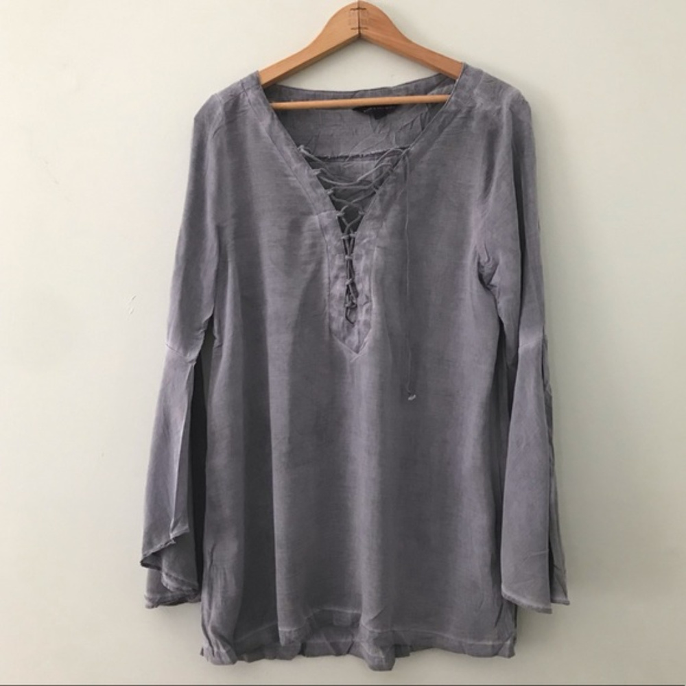 Rock & republic lace up bell sleeve blouse size m